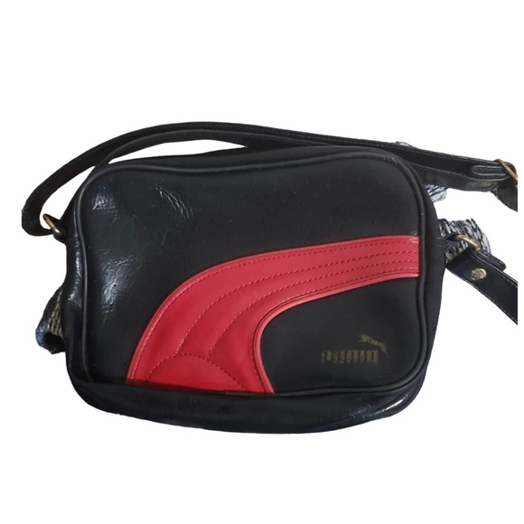 VINTAGE PUMA CROSSBODY in blue and red, Puma on front - Picture 3 of 5